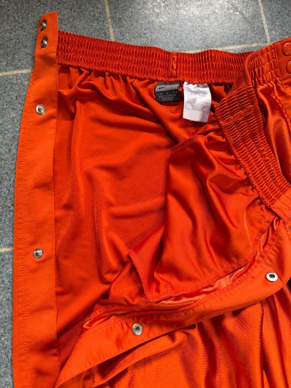 NIKE Vintage Tear-Away Basketball Pants Dazzling Orange Y2K era - Picture 11 of 16